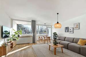 Bogenhausen: Exklusiv vollsanierte 2-Zimmerwohnung –frei & ideal zur Eigennutzung oder Kapitalanlage – Die vollständige Adresse der Immobilie erhältst du vom Anbieter., 81927 Englschalking, München – Vorschaubild 2