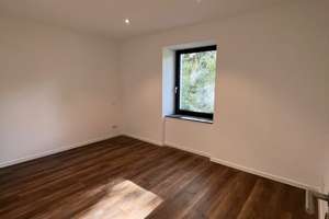 Moderne 4-Zimmer-Wohnung mit EBK, großem Garten und Terrasse  in Wuppertal – Roseggerstraße 17, 42289 Heckinghausen, Wuppertal – Vorschaubild 16