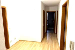 4,5 Zimmer Wohnung inkl. 2 Tiefgaragen Stellplätzen und EBK – Die vollständige Adresse der Immobilie erhältst du vom Anbieter., 78256 Steißlingen – Vorschaubild 9