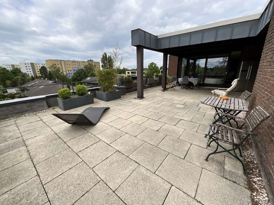 Terrasse mit Überdachung -2