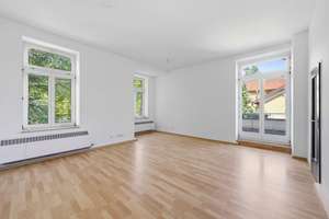 Bezugsfreie Altbau-Maisonette mit großer Terrasse und Stadtvilla-Charme – Die vollständige Adresse der Immobilie erhältst du vom Anbieter., 12207 Lichterfelde, Berlin – Vorschaubild 2