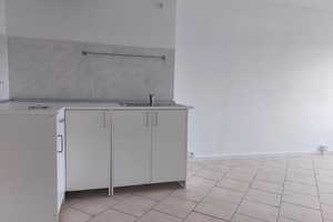 **Angenehmes und funktionales Raumkonzept mit Balkon am Stern** – Zweigertstr. 3-7, 45130 Essen – Vorschaubild 2