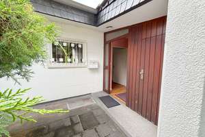 Bungalow mit viel Gestaltungsmöglichkeiten auf großem Erbpacht Grundstück – Die vollständige Adresse der Immobilie erhältst du vom Anbieter., 50767 Heimersdorf, Köln – Vorschaubild 3