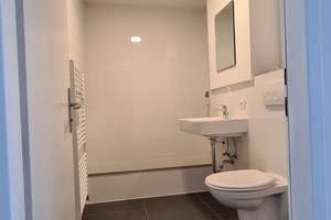 Gepflegte 3-Zimmer-Wohnung mit Balkon und EBK in München – Hauzenberger Straße 14, 80687 Friedenheim, München – Vorschaubild 13