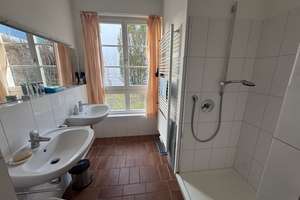 Barrierefreies Einfamilienhaus im Grünen am Eselsberg – Die vollständige Adresse der Immobilie erhältst du vom Anbieter., 97318 Kitzingen – Vorschaubild 6