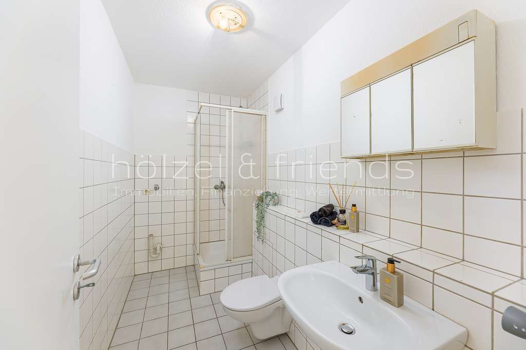 Immobilie in Schriesheim - Charmantes Dachgeschossapartment im Herzen von Schriesheim - Bild 2