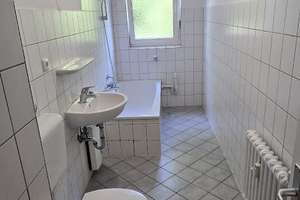 Erdgeschosswohnung mit Balkon.. – Lösorter Straße 59, 47137 Mittelmeiderich, Duisburg – Vorschaubild 4