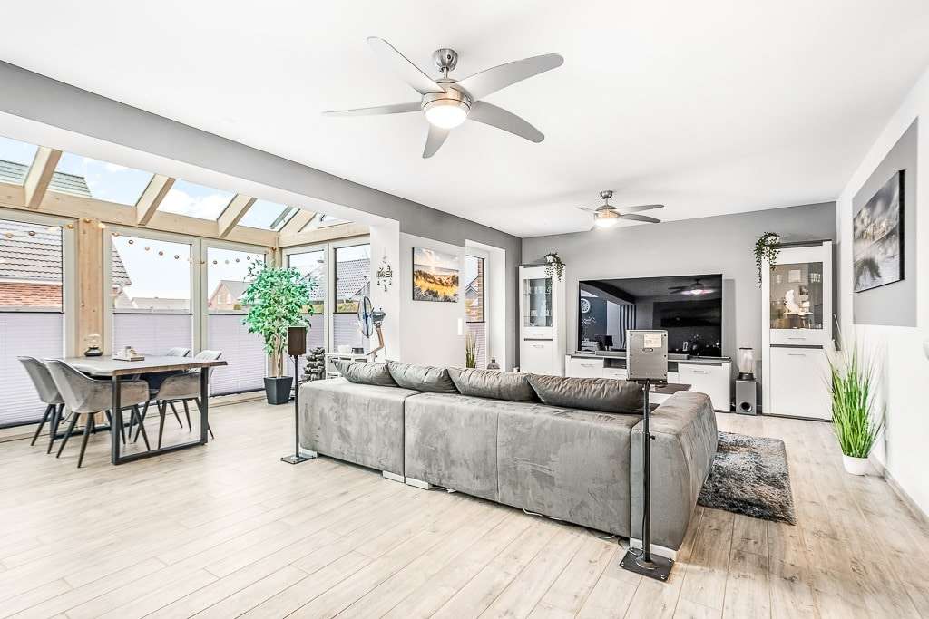 Immobilie in Niebüll - Hochwertiges Mehrgenerationenhaus - Bild 13