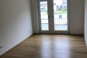 Geräumige drei Zimmer Wohnung mit vielen Extras in Grafental – Hohenzollernallee 13, 40235 Flingern Nord, Düsseldorf – Vorschaubild 4