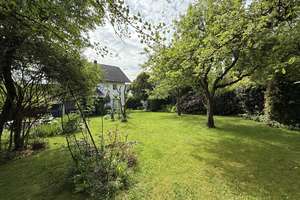 Ein Traum für Gartenliebhaber - Renoviertes Einfamilienhaus in Mitterfels – Die vollständige Adresse der Immobilie erhältst du vom Anbieter., 94360 Mitterfels – Vorschaubild 25