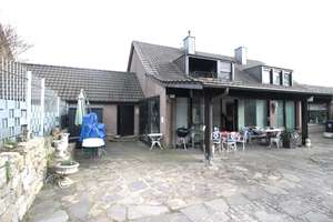 FREISTEHEND EXKLUSIV 1 FAM.-HS., 3 GARAGEN, 7 ZI./237 QM WFL., MARMOR, KAMIN, SAUNA IN KNITTKUHL – Am Wagenrast 35, 40629 Knittkuhl, Düsseldorf – Vorschaubild 3