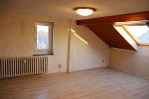 Duisburg-Fahrn: Großzügige 3-Zimmer-Wohnung im Dachgeschoss – Die vollständige Adresse der Immobilie erhältst du vom Anbieter., 47179 Fahrn, Duisburg – Vorschaubild 3