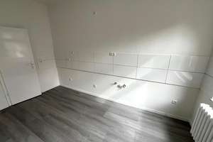 Sommer Special " 1.000,00 € Gutschein bei Anmietung " Renovierte 3 Zimmer Wohnung zu vermieten – Sundgaustr. 12, 47137 Obermeiderich, Duisburg – Vorschaubild 7