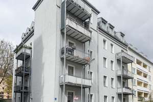 Modernes Wohnen mit historischem Flair! Traumhaft schöne Altbauwohnung in Neuhausen!