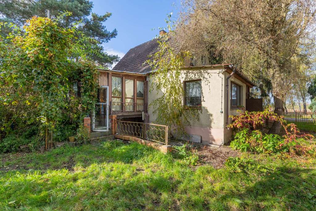 Immobilie in Bleyen-Genschmar - Mit Keller, Nebengebäude und großem Garten: Bezahlbare Sanierungsimmobilie in Bleyen-Genschmar - Bild 2