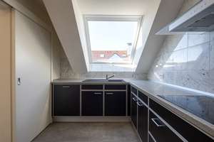 ***Großzügige Maisonette-Wohnung mit sonniger Terrasse - neu renoviert*** – Die vollständige Adresse der Immobilie erhältst du vom Anbieter., 70619 Riedenberg, Stuttgart – Vorschaubild 10