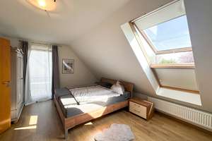 Ein Haus zum Verlieben – modernes Wohnen mit Gartenoase in Meerbusch-Lank – Die vollständige Adresse der Immobilie erhältst du vom Anbieter., 40668 Meerbusch – Vorschaubild 10