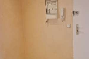 Helle 4-Zimmer-Wohnung mit Balkon, Aufzug & Parkett in gefragter Lage Nürnberg (Schultheißallee) – Schultheißallee 55, 90478 Ludwigsfeld, Nürnberg – Vorschaubild 19