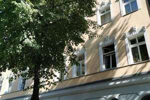 Seltene Altbau-Investmentgelegenheit mit klar definiertem Wertsteigerungspotenzial -Spandau