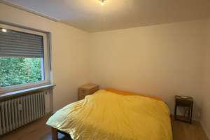 Viel Platz für den Alltag in dieser 5-Zimmer-Wohnung in München mit Tiefgarage  – Allgäuer Straße 106, 81475 Fürstenried-West, München – Vorschaubild 9