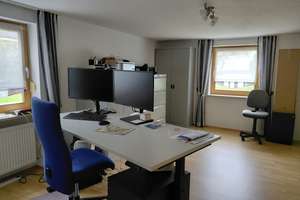 Einziehen - Wohlfühlen:  Wohnhaus mit Einliegerwohnung in der Gemeinde Regen – Die vollständige Adresse der Immobilie erhältst du vom Anbieter., 94209 Regen – Vorschaubild 14