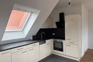 schöne 2-Zimmerwohnung mit Tageslichtbad und Balkon zu vermieten – Am Beerberg 1, 99092 Frienstedt, Erfurt – Vorschaubild 7