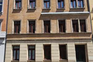 MEGA=》 JAHNSTR. 17 / CITY+UNI NAHE 4 ZI OASE, BALKON, EINBAUKÜCHE, TAGESLICHTBAD+WANNE – Die vollständige Adresse der Immobilie erhältst du vom Anbieter., 9126 Bernsdorf, Chemnitz – Vorschaubild 3