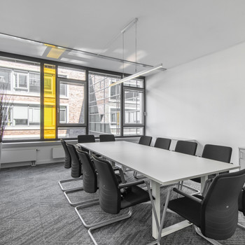 Großraumbüros für 10 Personen in Regus AOC Hanauer Landstraße