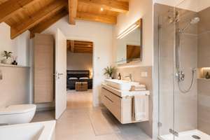 BRUMANI | Repräsentatives EFH mit eigener Wellness-Oase und Pool in ruhiger Lage von Sasbach – Die vollständige Adresse der Immobilie erhältst du vom Anbieter., 77880 Sasbach – Vorschaubild 20