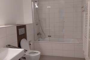 ***3-Zimmer-Wohnung*** – Erich-Hippel-Weg 4, 22045 Jenfeld, Hamburg – Vorschaubild 2