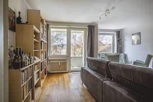 Gut geschnittene 3-Zimmer-Wohnung mit 2 Balkonen in ruhiger Wohnlage im Herzen von Aachen – Die vollständige Adresse der Immobilie erhältst du vom Anbieter., 52064 Marschiertor, Aachen – Vorschaubild 2