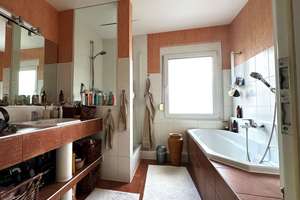 Ein Zuhause zum Ankommen: Stilvolles Familienhaus mit Garten, Pool und großzügigem Raumgefühl – Die vollständige Adresse der Immobilie erhältst du vom Anbieter., 12249 Lankwitz, Berlin – Vorschaubild 11