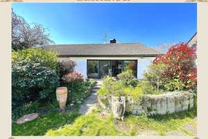 ++ FREISTEHENDER BUNGALOW MIT SCHÖNEM GARTEN IN GUTER LAGE! ++ – Viersen (Kreis) – Vorschaubild 1