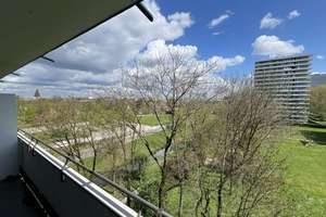Helle und gepflegte 2-Zi.-Wohnung im 5. OG am Petuelpark in Schwabing-West – Klopstockstr. 8, 80804 Am Luitpoldpark, München – Vorschaubild 10