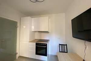 Modern möblierte 2-Zimmer-Wohnung – gesamte Wohnung oder einzelne Zimmer mietbar – Böcklerstraße 17, 70199 Heslach, Stuttgart – Vorschaubild 2