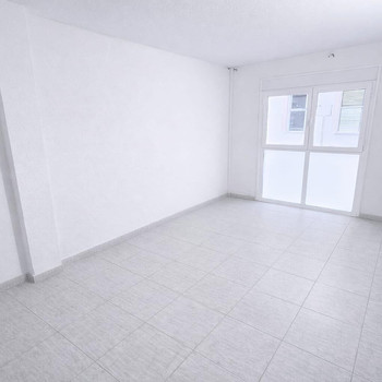 Helle Maisonette-Wohnung in El Molar mit Abstellraum