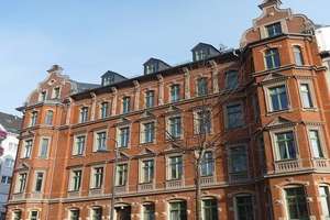Funktionelle 2 Raum Wohnung mit Einbauküche – Barbarossastraße 42, 9112 Kaßberg, Chemnitz – Vorschaubild 1