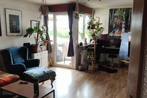 2-Zimmer Wohnung mit Stellplatz, Balkon, Küche