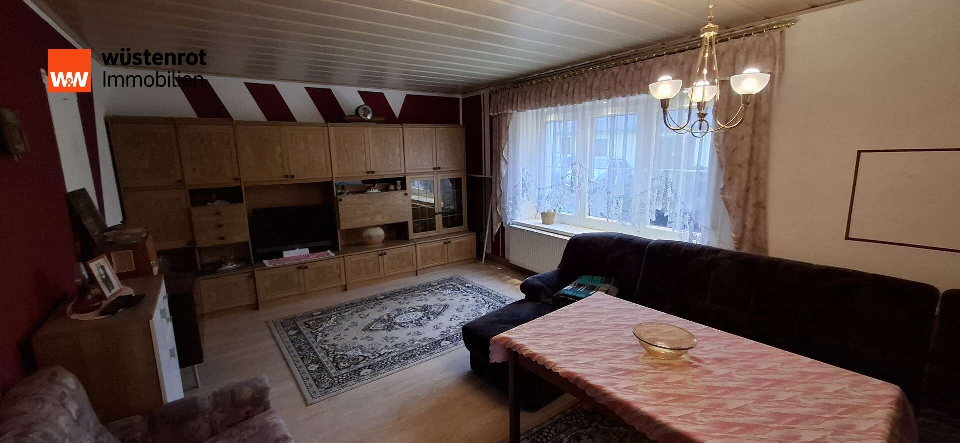 Immobilie in Königsbrück - Wohnhaus mit Nebengelass, Garagen und Verkaufspavillon - Bild 4