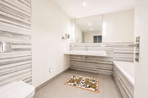 Elbblick im Freeport Haus: Luxus 3-Zimmer-Designer-Wohnung , courtagefrei – Überseeallee 6, 20457 HafenCity, Hamburg – Vorschaubild 6