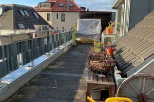 + Wohnen über den Dächern mit toller Dachterrasse + 2,5 Zimmer + frei +Tiefgarage+ – Die vollständige Adresse der Immobilie erhältst du vom Anbieter., 70329 Obertürkheim (Ortsteil), Stuttgart – Vorschaubild 4