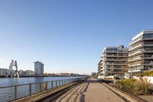 Wohnen mit Spreeblick: Moderne 2-Zimmer-Wohnung mit Balkon und Aufzug – Stralauer Allee 13 A, 10245 Friedrichshain, Berlin – Vorschaubild 8