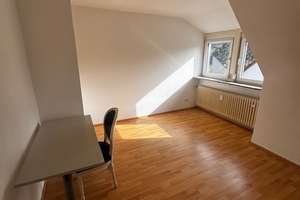 Gepflegte 1 Zi .-Wohnung im DG mit Küchenzeile und Kellerraum in 70469 Stgt.-Feuerbach, WM: 455€ – Feuerbacher Talstr. 59, 70469 Feuerbacher Tal, Stuttgart – Vorschaubild 16
