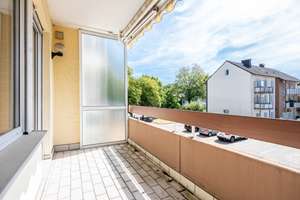 KEINE KÄUFERPROVISION 7,7 % Rendite - Schicke ETW mit Balkon und PKW Stellplatz in Bielefeld Ummeln