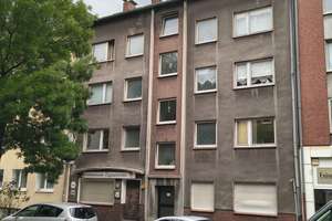 Viel Platz in Duisburg: Mehrfamilienhaus mit 17 Zimmern