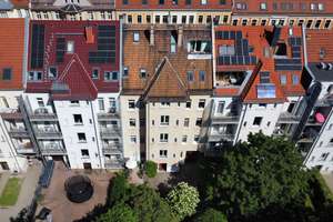 INVESTITION MIT PERSPEKTIVE | Geteiltes Mehrfamilienhaus mit 8 Einheiten und grünem Innenhof – Die vollständige Adresse der Immobilie erhältst du vom Anbieter., 4179 Altlindenau, Leipzig – Vorschaubild 5