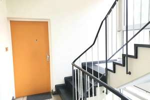 - LANKWITZ-GRÜNLAGE/ Bezugsfreie Eigentumswohnung mit Balkon für Anleger oder Selbstnutzer – Die vollständige Adresse der Immobilie erhältst du vom Anbieter., 12247 Lankwitz, Berlin – Vorschaubild 2