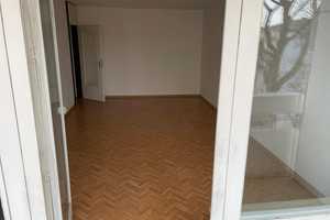 Ansprechende 2-Zimmer-Wohnung mit Einbauküche und Balkon in 63065, Offenbach am Main