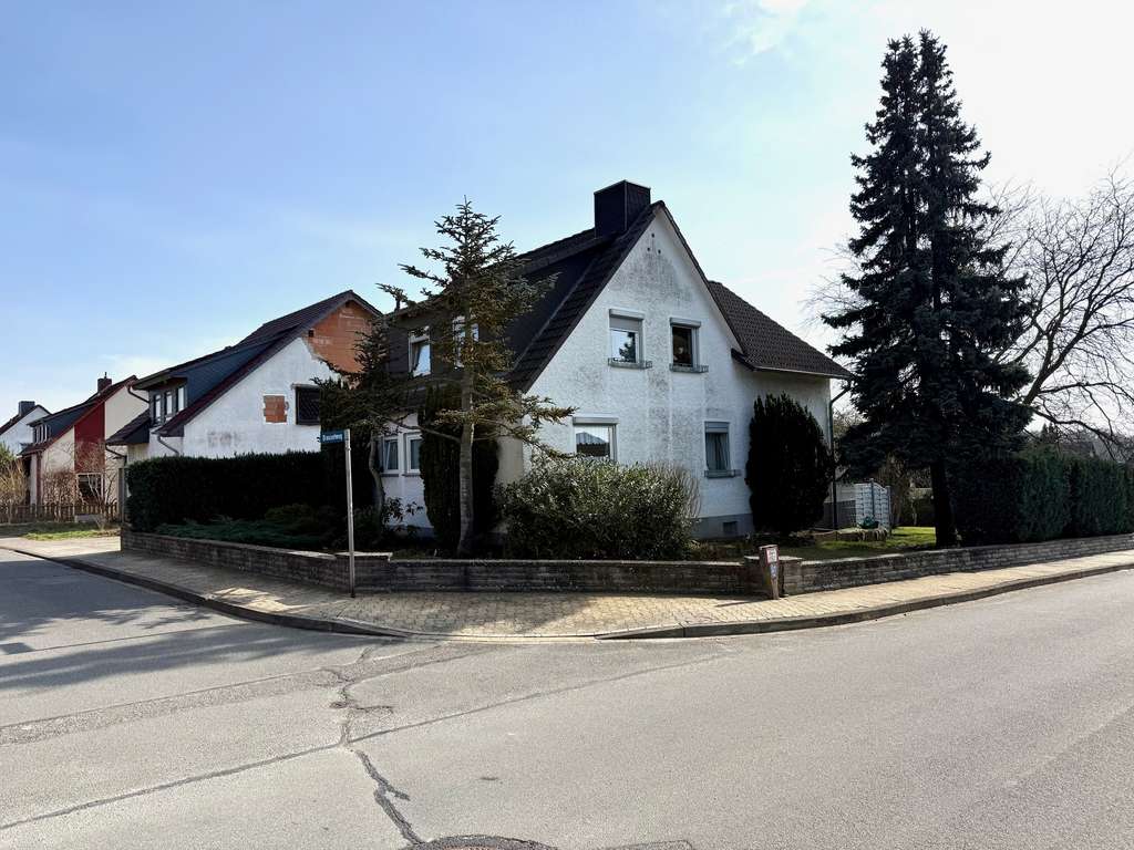 Immobilie in Osloß - Großzügiges, gepflegtes Ein-bzw. Zweifamilienhaus für die Großfamilie oder  Mehrgenerationenhaushalt - Bild 0