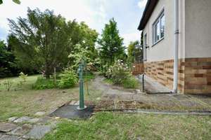 Teilsanierter Bungalow: 345 m² Wohn- Nutzfläche mit großem Grundstück! Berlin-Marienfelde – Die vollständige Adresse der Immobilie erhältst du vom Anbieter., 12277 Marienfelde, Berlin – Vorschaubild 27